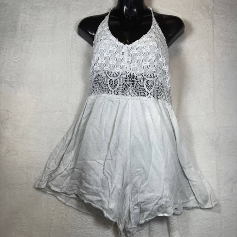 Streetwear Society Romper Womens Size Large White Lace Feminine Beach